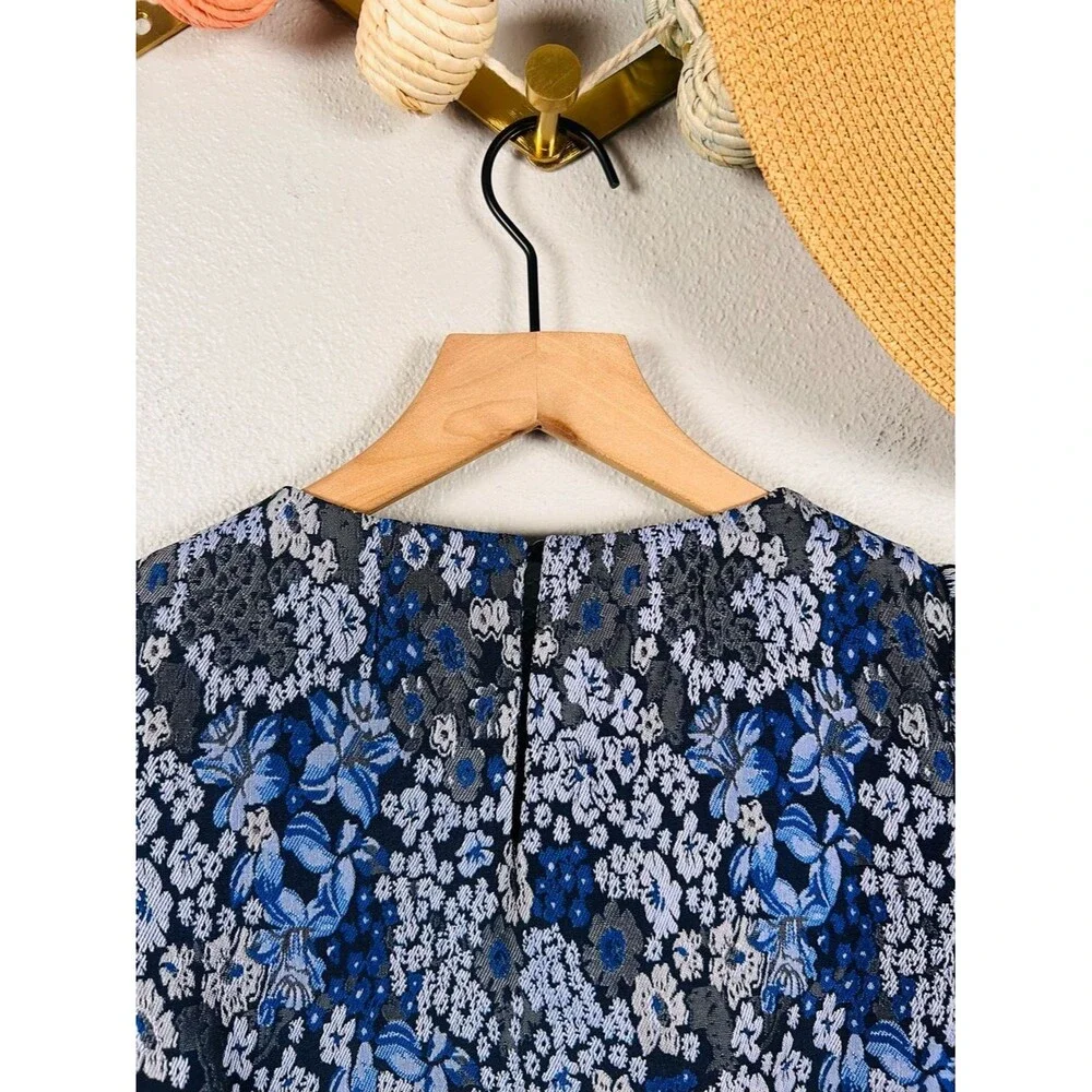 Hyacinth House Priscilla Puff Sleeve Top Blue Floral Jacquard Size Small